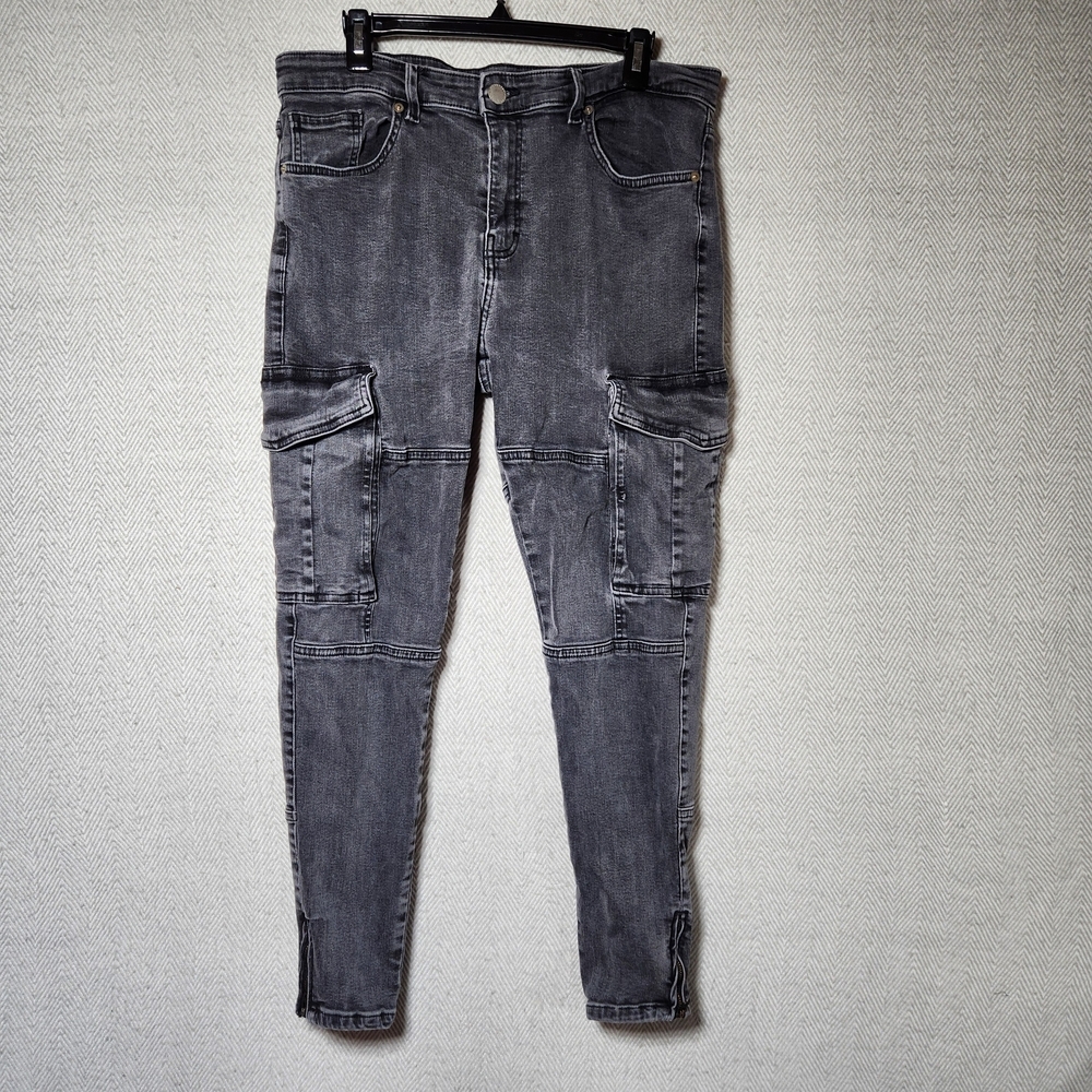 Zara Womens 36 Distressed Black/Gray Cargo Jeans Ankle Zip